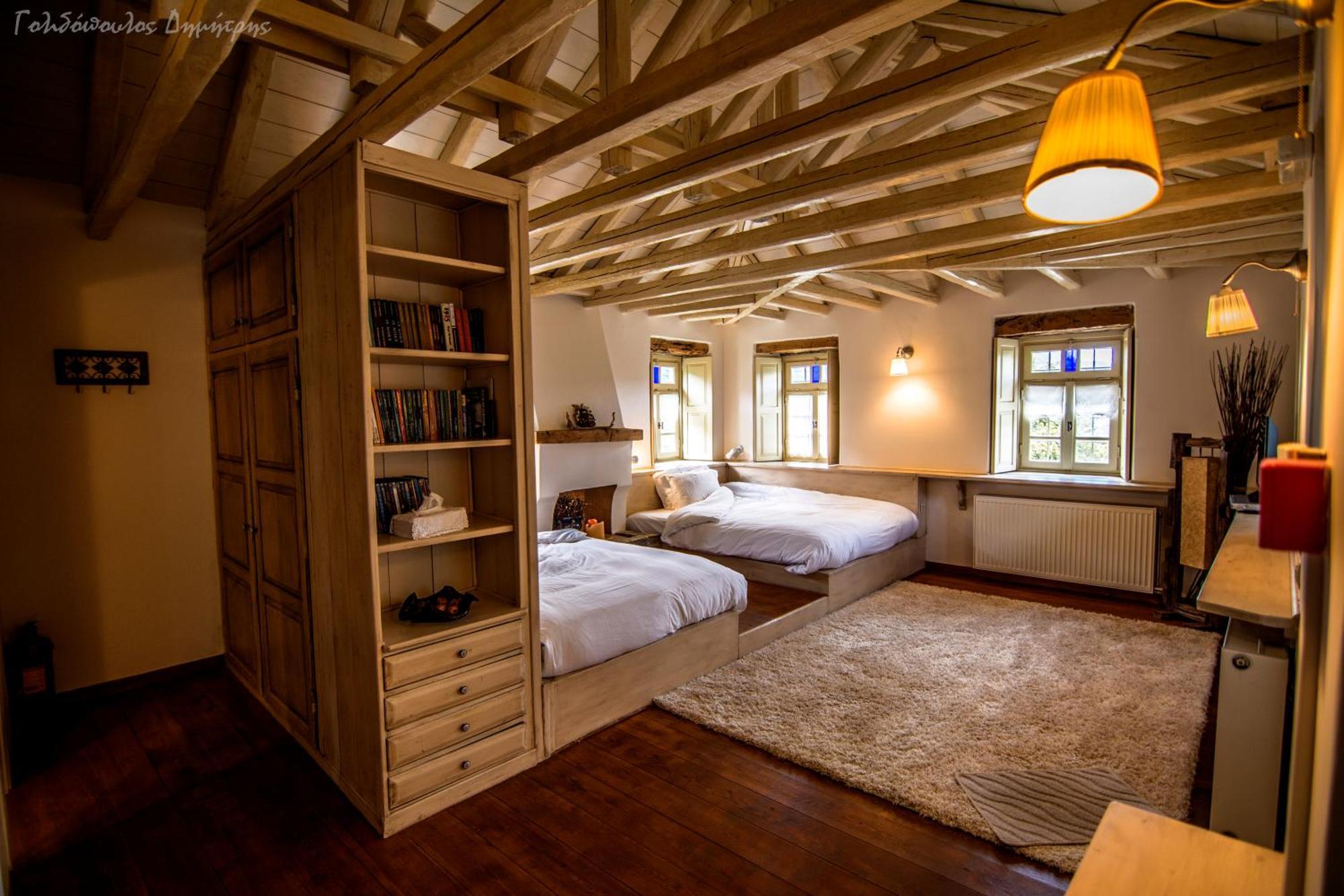 Papaevangelou Hotel Papingo Buitenkant foto