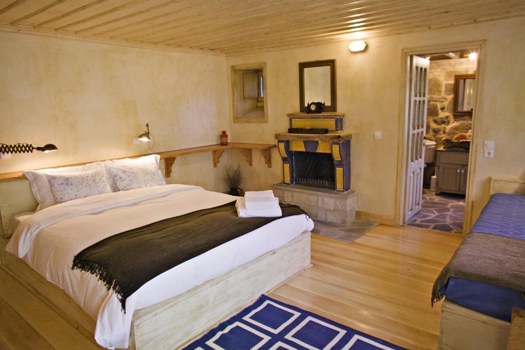 Papaevangelou Hotel Papingo Buitenkant foto