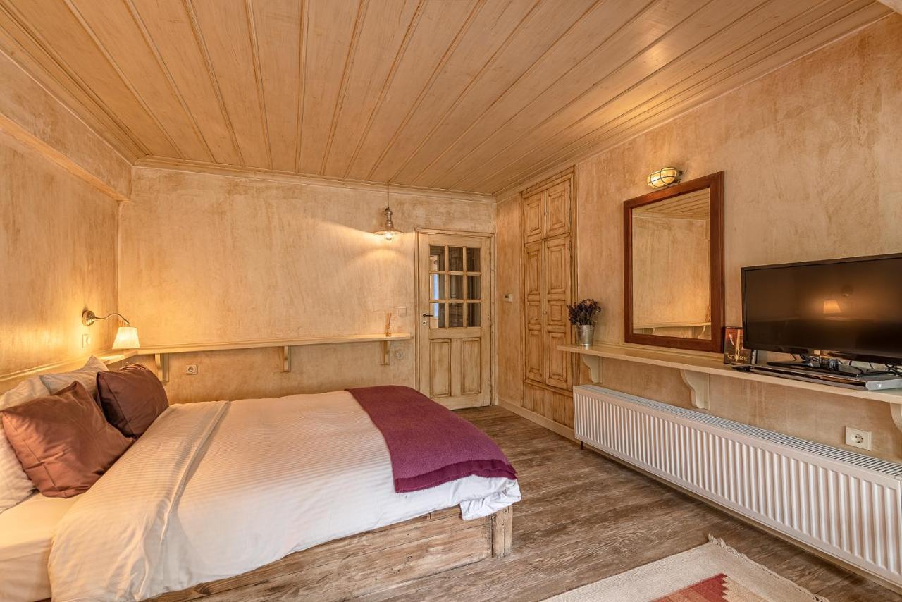 Papaevangelou Hotel Papingo Buitenkant foto