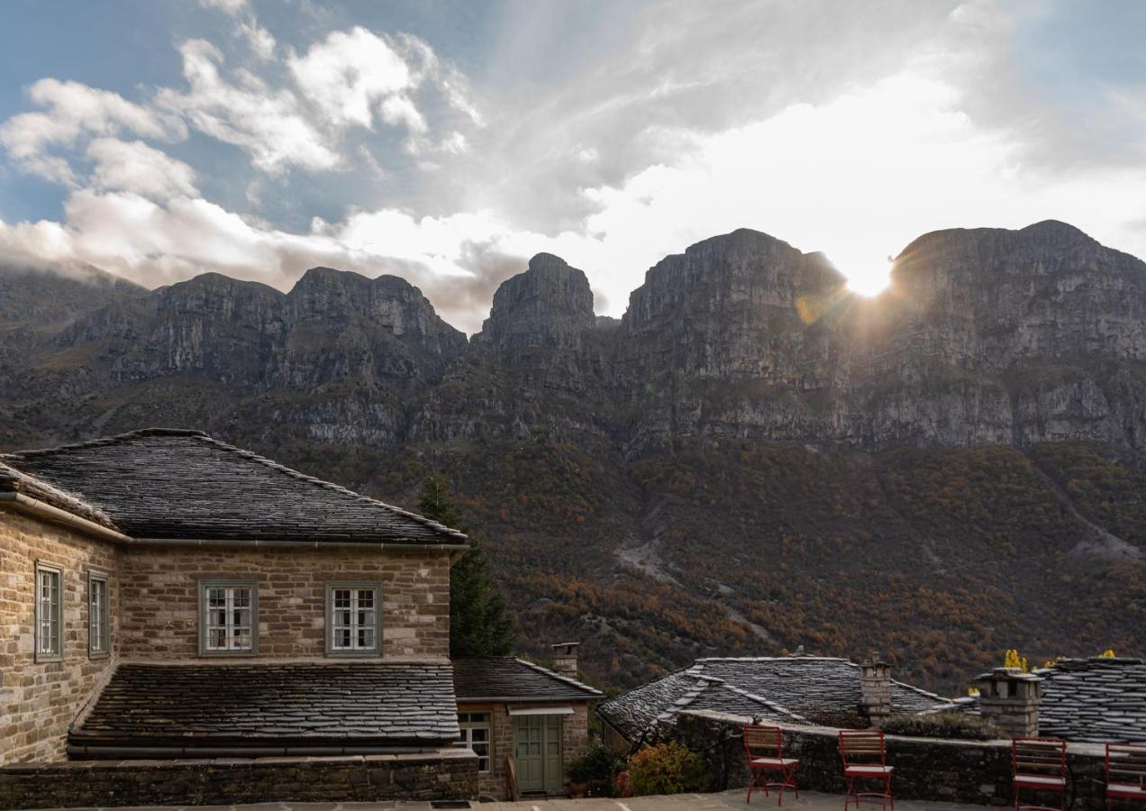 Papaevangelou Hotel Papingo Buitenkant foto
